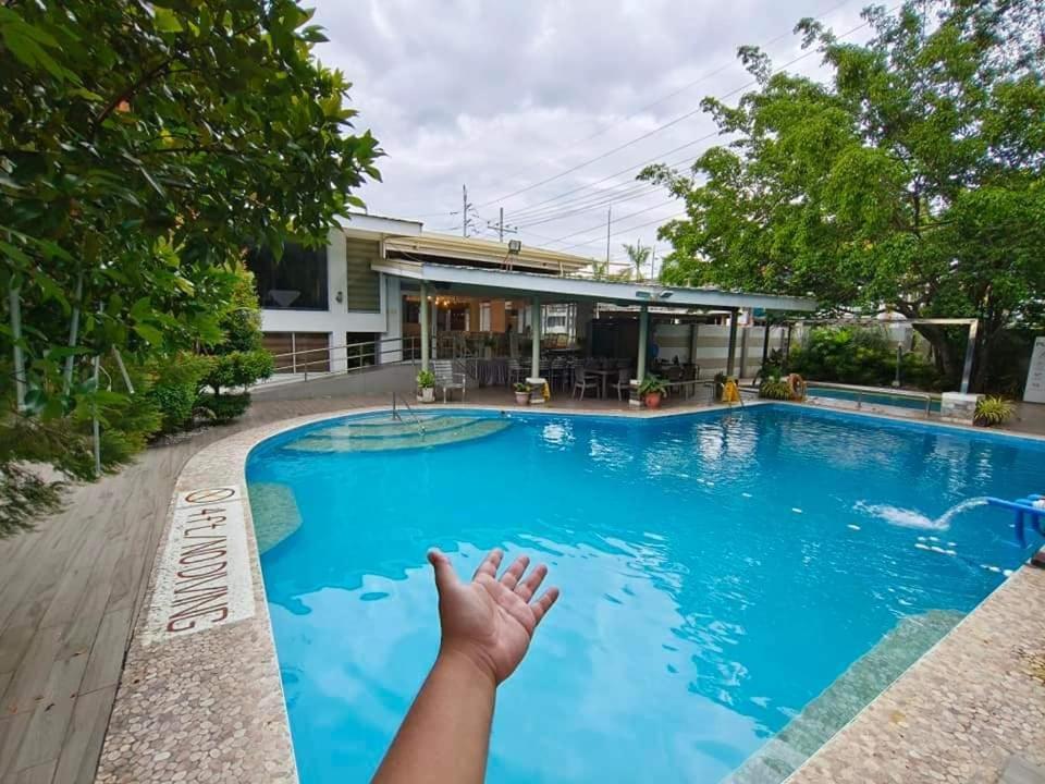 Casa Julieta Boutique Hotel Davao Экстерьер фото